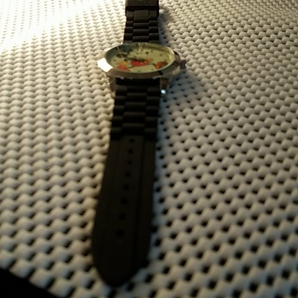 New Mickey Watch - Picture 6 of 6